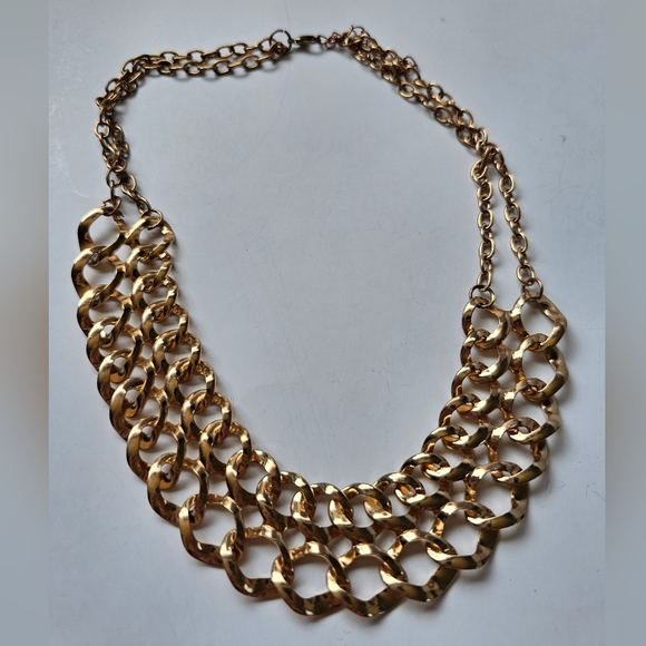 Gold Tone Chain Necklace - Picture 1 of 1
